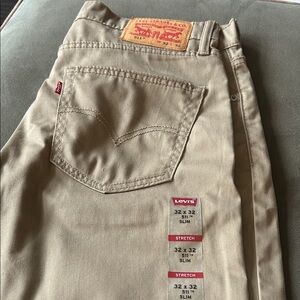 NWT Levi's Khaki 511 32 x 32 Slim stretch Jeans